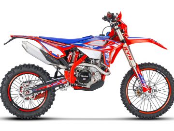 rr4t my22 01 racing