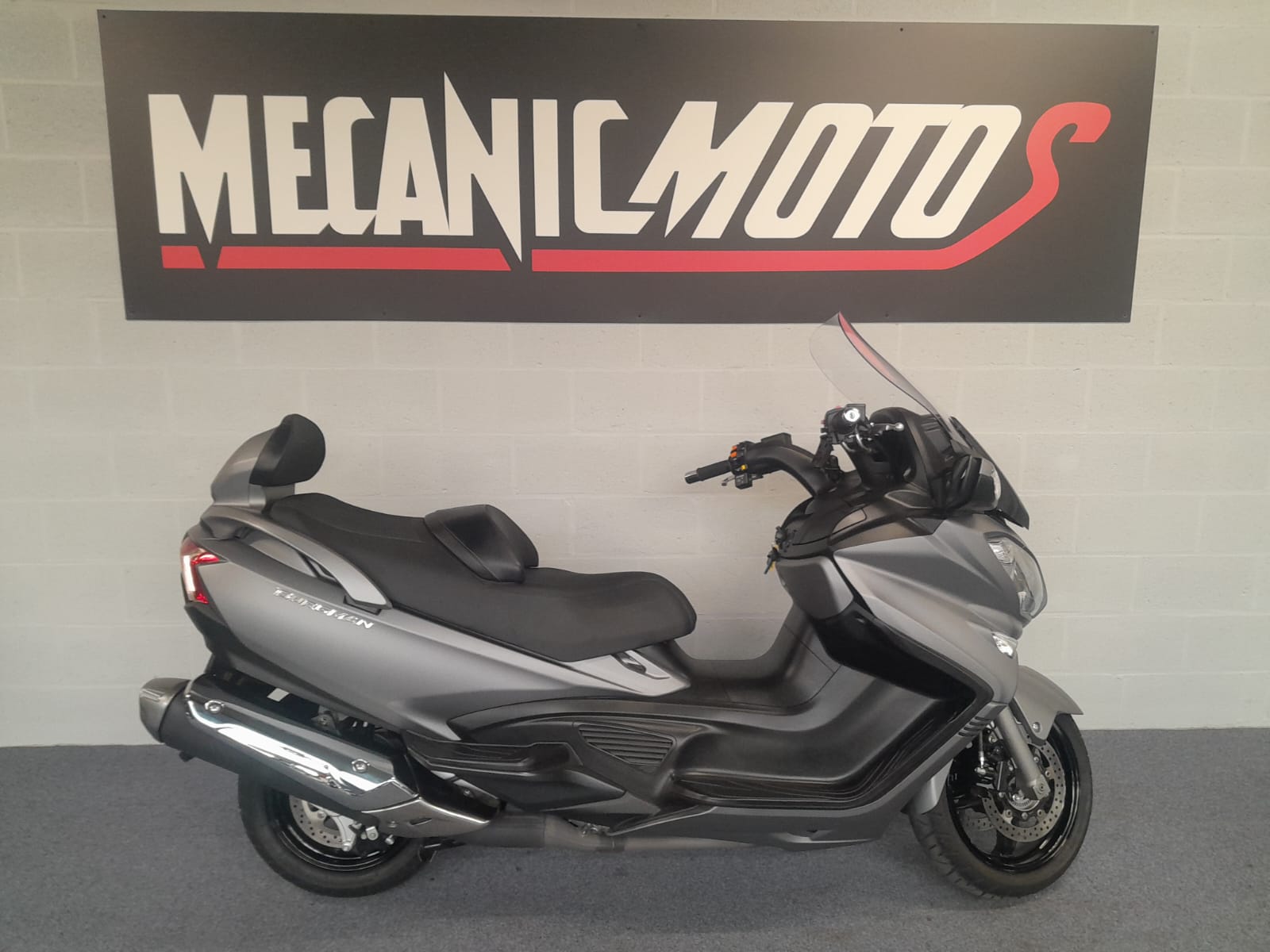 SUZUKI BURGMAN 650 EXECUTIVE ABS