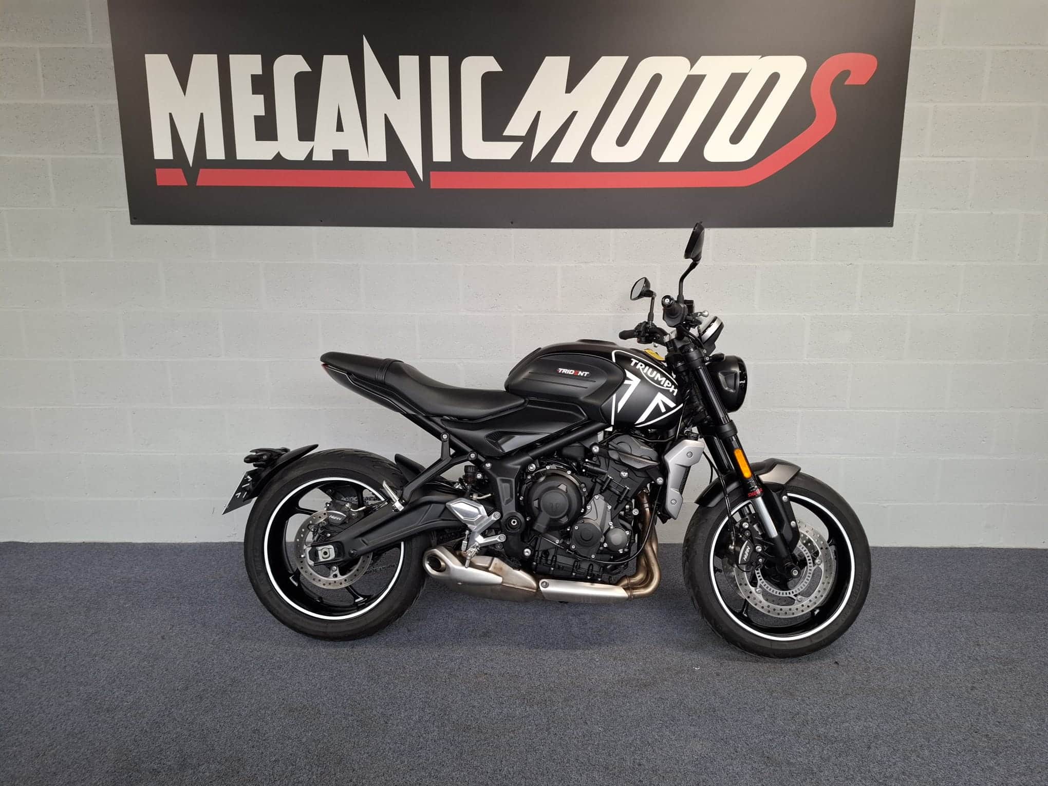 TRIUMPH TRIDENT 660 2021 ABS