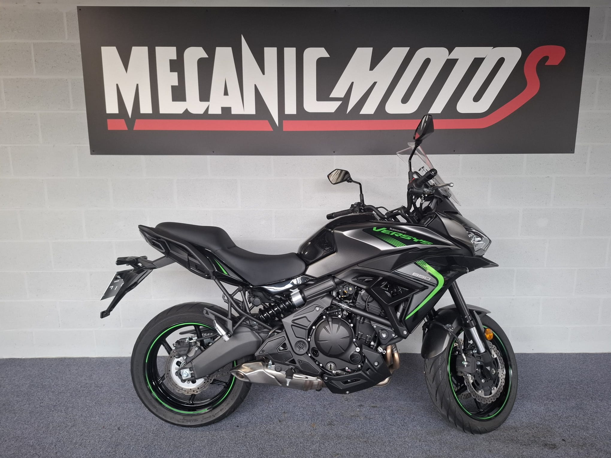 VERSYS 650 2025 DIRECTION – FAIBLE KILOMETRAGE