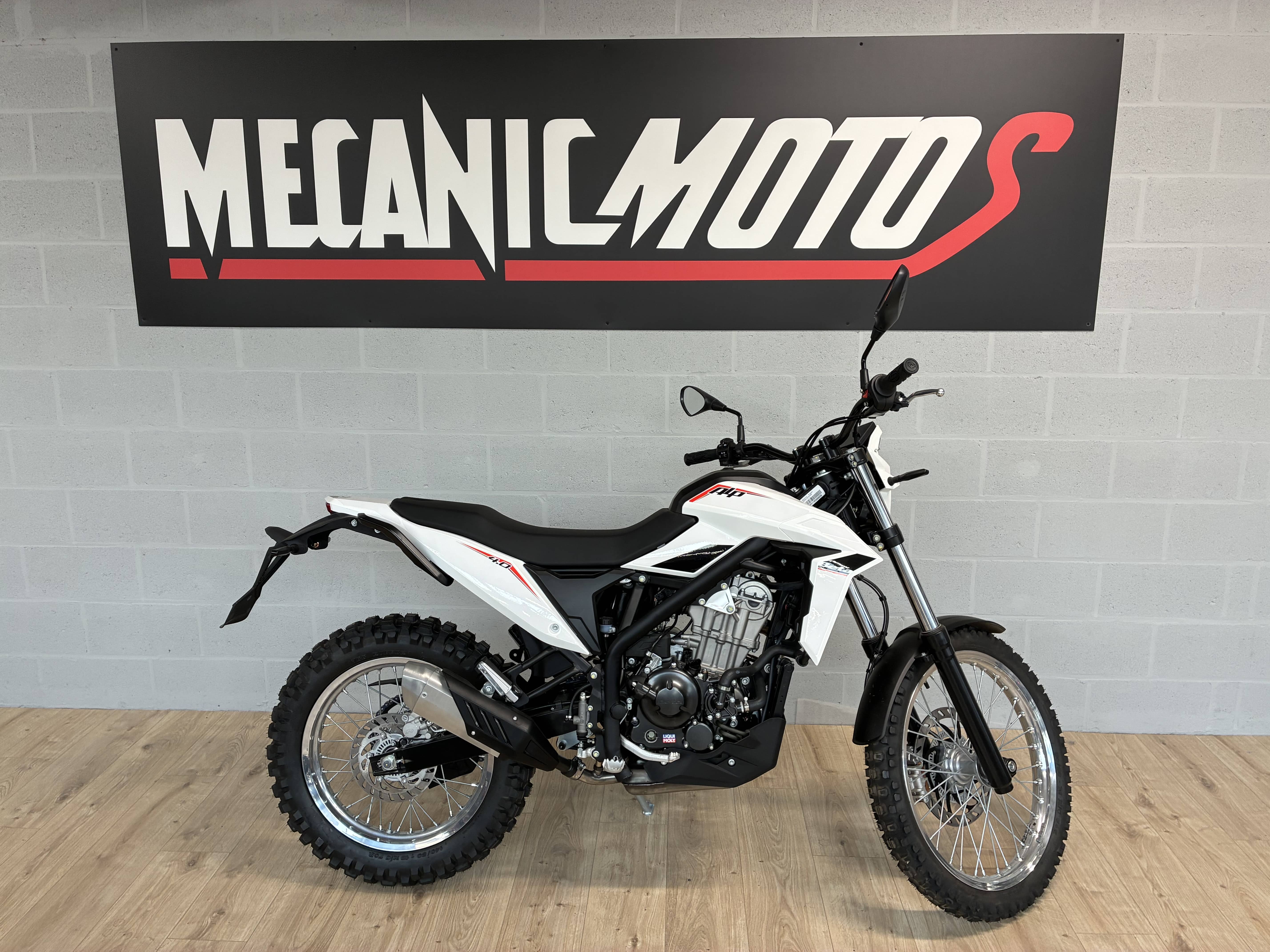 BETA ALP 4.0 ACTION STOCK