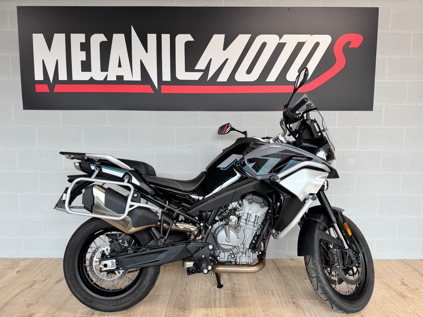 MT 800 SPORT